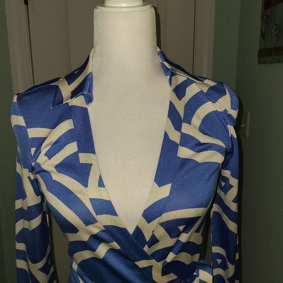 Diane Von Furstenberg Silk Jersey Wrap Dress - Picture 12 of 15